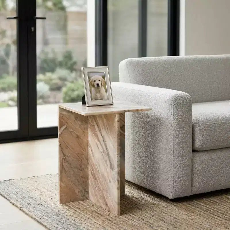 Elegante tavolino, tavolino laterale o piccolo comodino per l'arredamento della casa - Tavolino d'appoggio quadrato in marmo perfetto per l'arredamento della camera da letto o del soggiorno