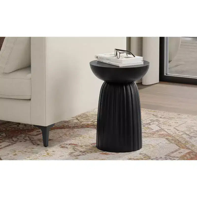 Tavolino d'appoggio/laterale a strisce in legno massello di mango da 33 cm – Finitura nera contemporanea
