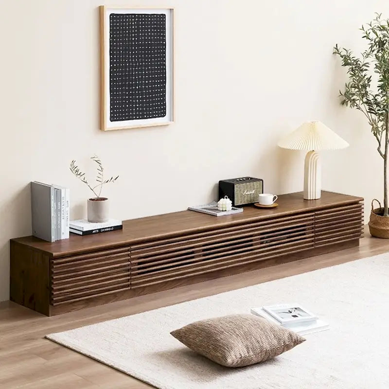 Mueble de TV Minimalista con CajonesMueble de TV de Madera Maciza con Armarios, Puerta Abatible, Chapa de Nogal, Completamente Ensamblado