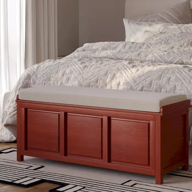 Banco de almacenamiento con tapa abierta de madera maciza John Louis Home