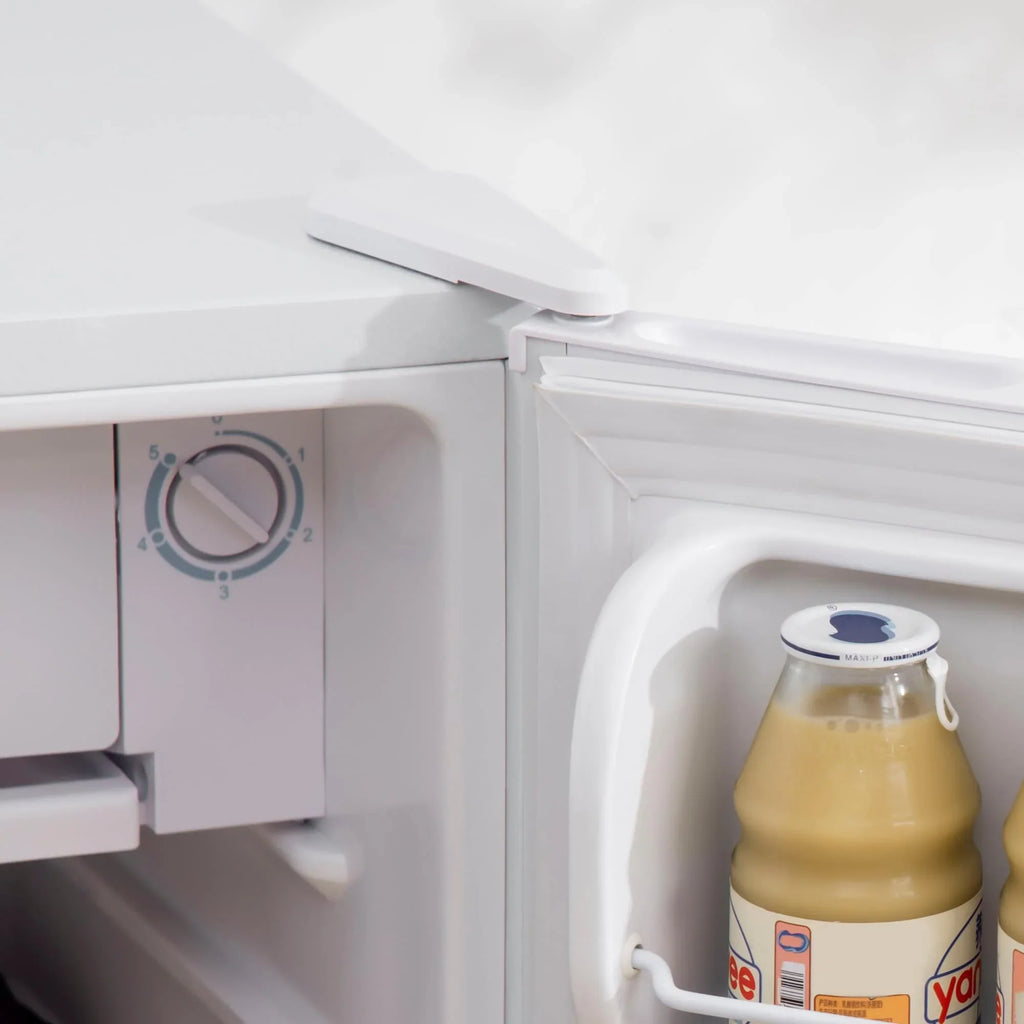 Mini Frigo da 3,2 Cu.Ft con Congelatore, Frigorifero Compatto a Porta Singola con Termostato Regolabile per Camera da Letto