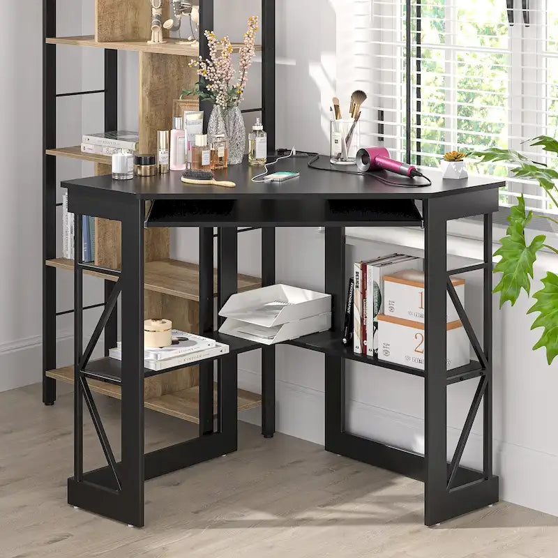 Escritorio de esquina, escritorio pequeño con enchufes, mesa de esquina para espacios pequeños, escritorio de computadora con puertos USB, escritorio triangular con almacenamiento