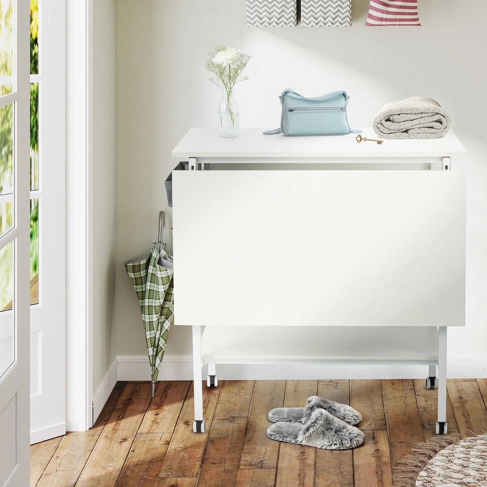 Mesa de manualidades ajustable en altura con estantes de almacenamiento, mesa de corte plegable móvil para oficina en casa, sala de costura, sala de manualidades