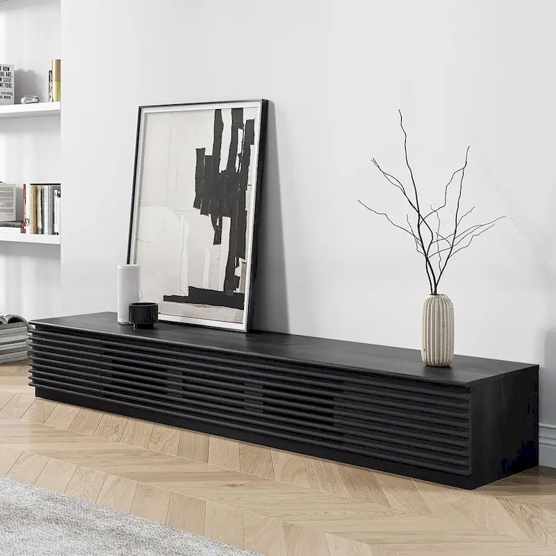 Mueble de TV Minimalista con CajonesMueble de TV de Madera Maciza con Armarios, Puerta Abatible, Chapa de Nogal, Completamente Ensamblado
