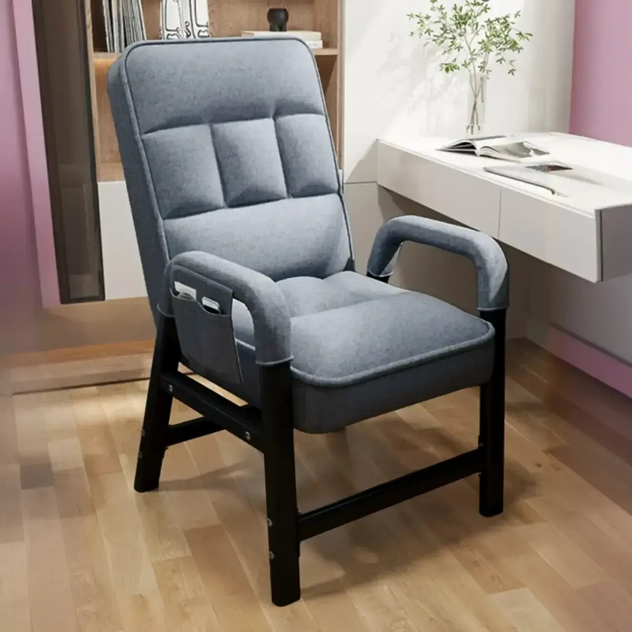 Silla de oficina moderna tapizada en gris con 4 patas
