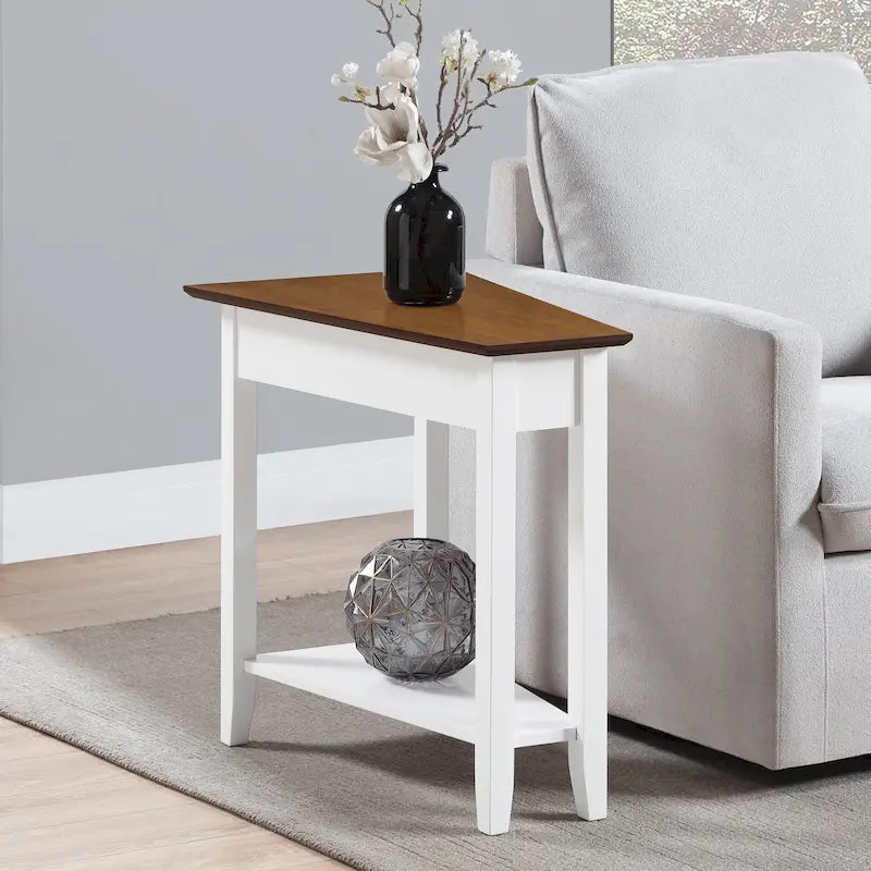 Mesa auxiliar en cuña American Heritage con estante de Convenience Concepts