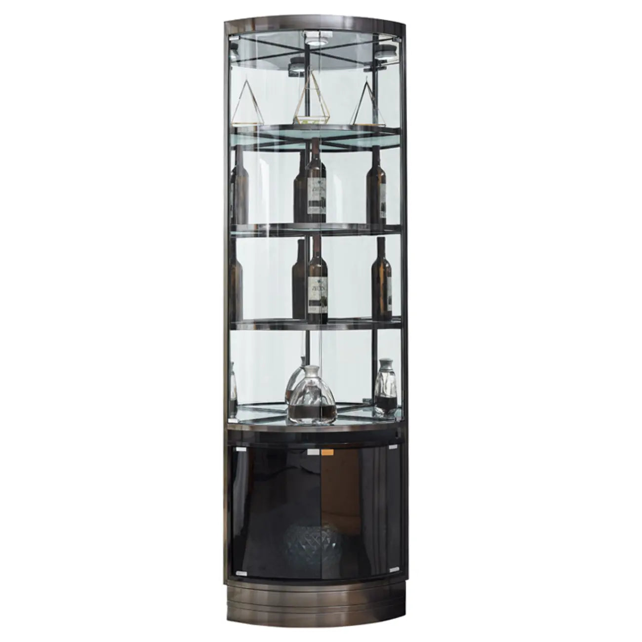 Vitrina esquinera para vinos con estantes de cristal y metal de varios niveles